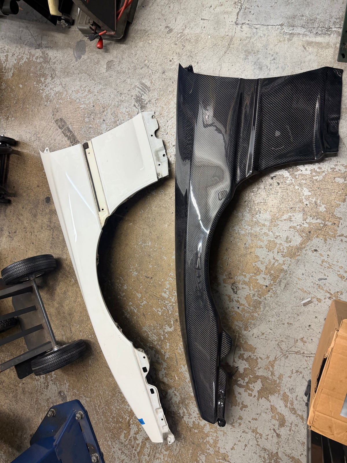 DPG carbon fiber Vented style WIDE BODY FRONT FENDERS 1986.5-1992 - MK3 Toyota Supra (A70)