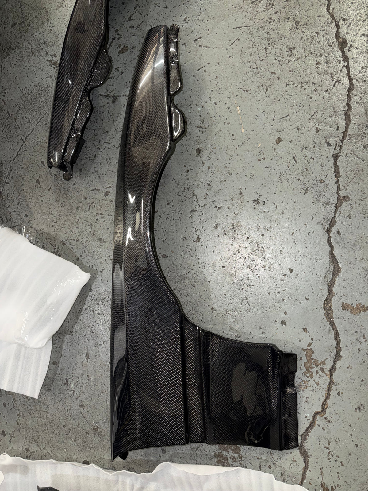 DPG carbon fiber Vented style WIDE BODY FRONT FENDERS 1986.5-1992 - MK3 Toyota Supra (A70)